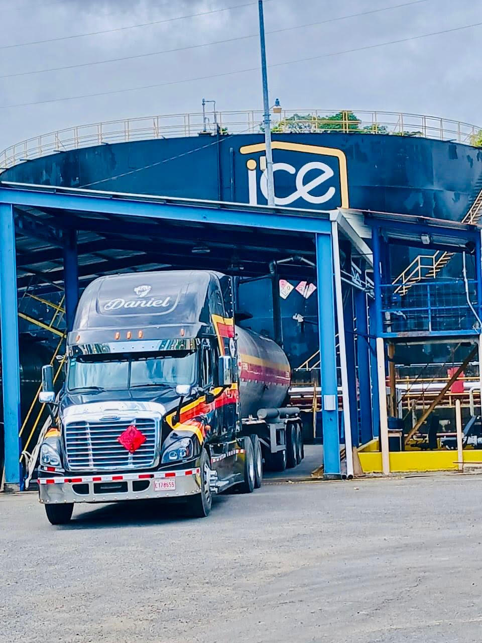 Distribución de combustible al ICE Costa Rica